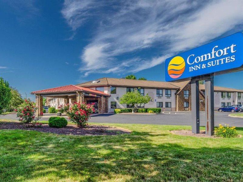 Comfort Inn & Suites West Springfield Exteriér fotografie