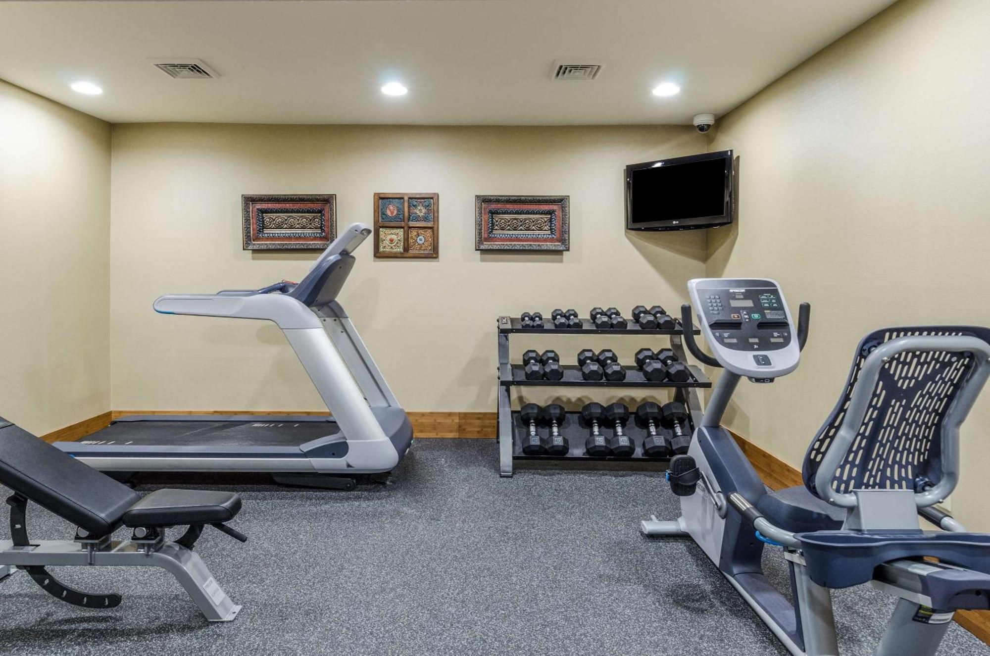 Comfort Inn & Suites West Springfield Exteriér fotografie