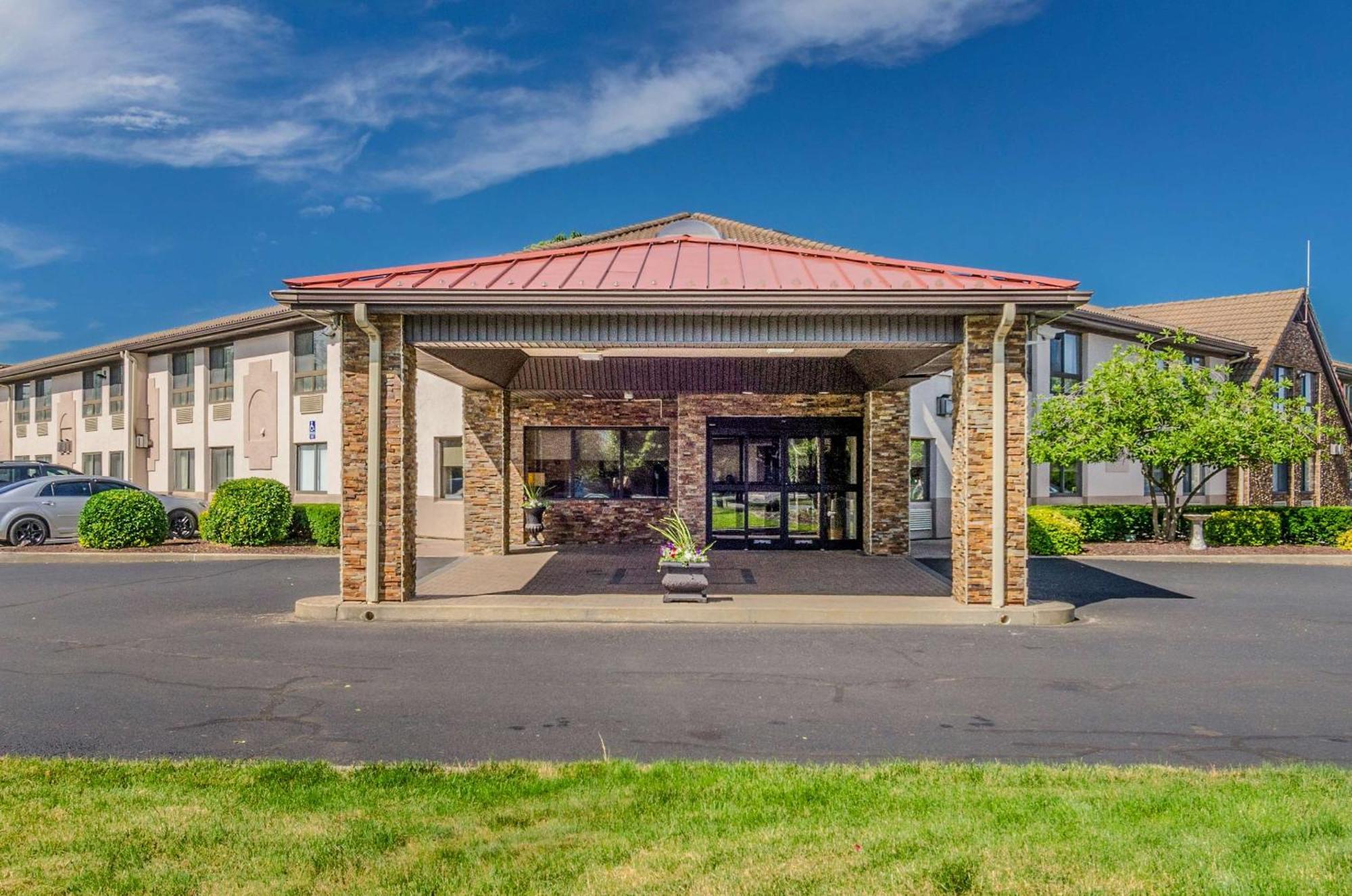 Comfort Inn & Suites West Springfield Exteriér fotografie