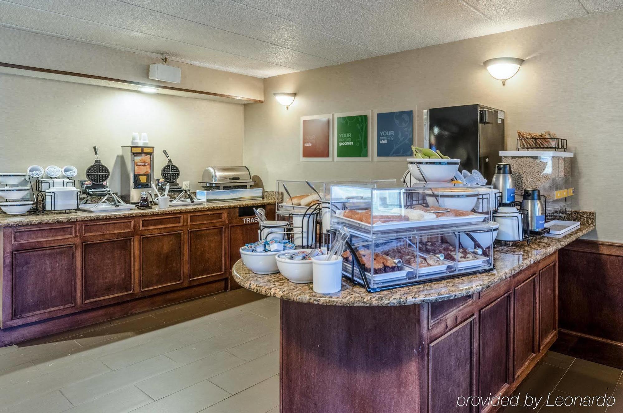 Comfort Inn & Suites West Springfield Exteriér fotografie